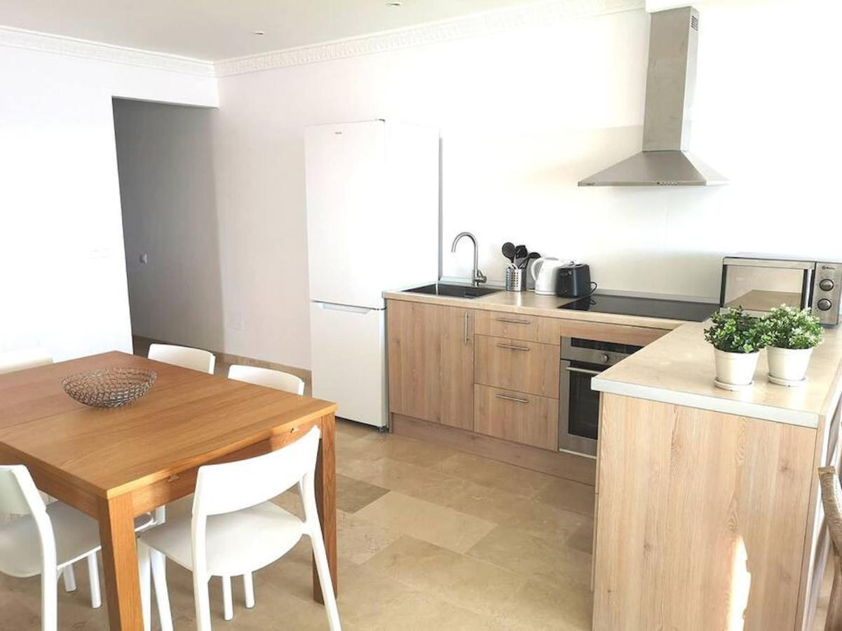 Amazing 3Bedroom Flat With Seafront Views & Pool By Sharingco Marbella Luaran gambar